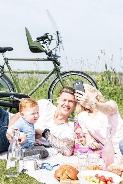 Fotelik rowerowy Bobike ONE mini snow white Fotelik rowerowy Bobike ONE mini snow white